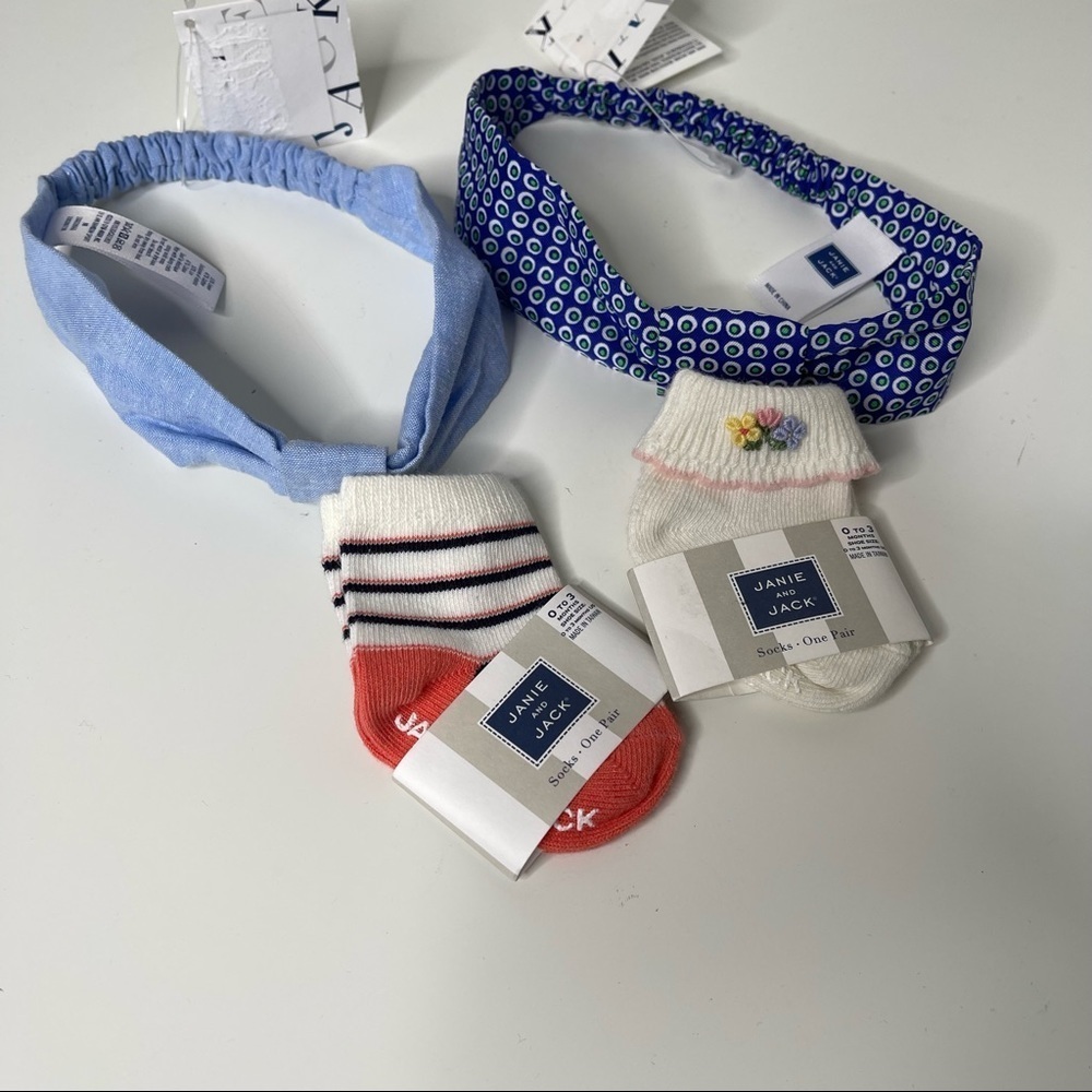 Janie and jack headbands and socks 0-3 months